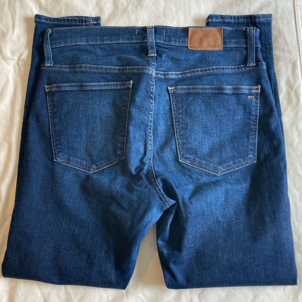 Madewell EUC 9" Mid-Rise Skinny Jeans in Hayes Wash: Button-Front Edition 30P - Picture 3 of 15